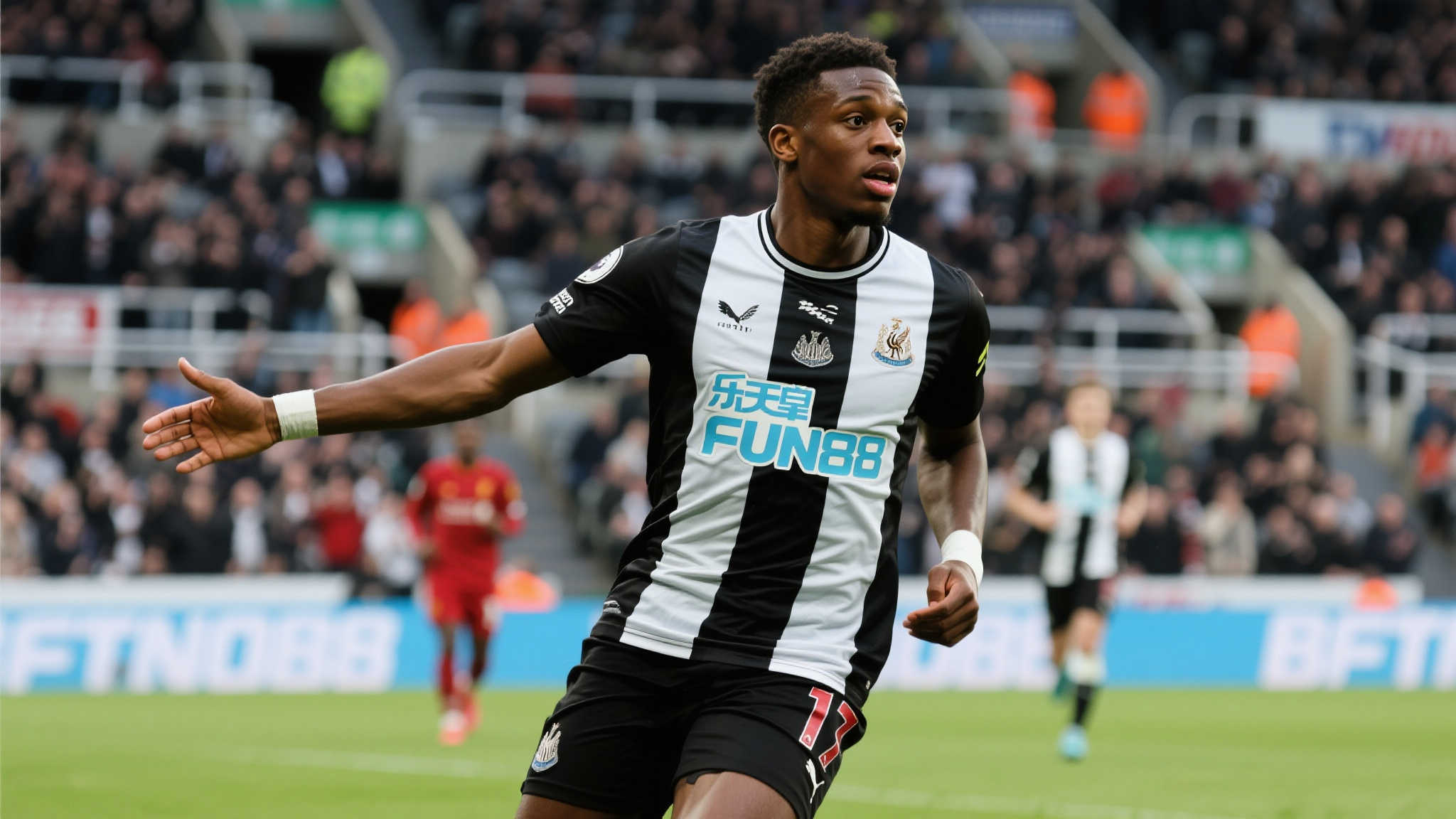 在足球转会市场纷繁复杂的局面下，总有一些球员格外引